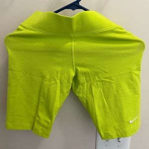 NWT Nike Women's Bike Shorts Neon Size S